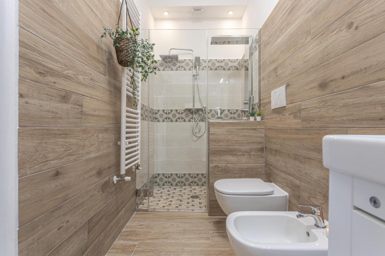 Adriana'S Suites In Prati Close To Vatican Museum Rome Buitenkant foto